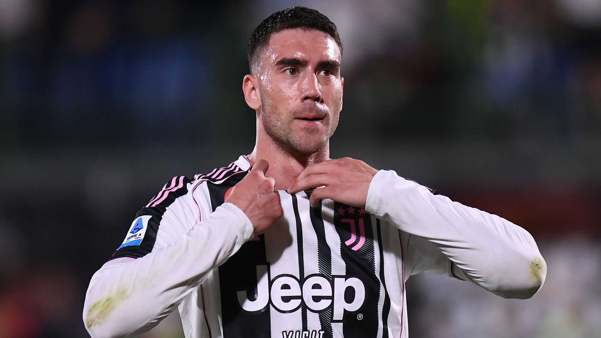 ヴラホヴィッチ　Vlahović ユベントスJuventus　Obsidian ユベントスがミランにサエレマエカーズを要求し、ヴラホビッチと